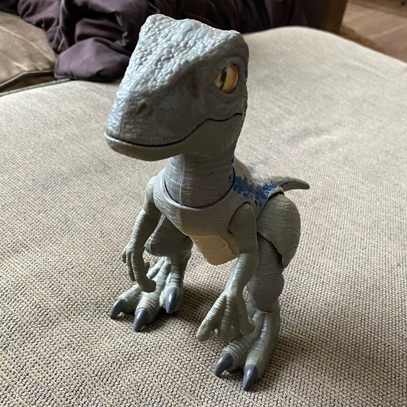 Dinosaur Action Figures with Sound Effects Kid Toy - Picture 1 of 7